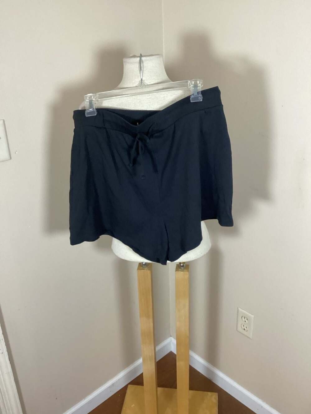 Skin Ingrid Ribbed Knit Shorts Black Size 4